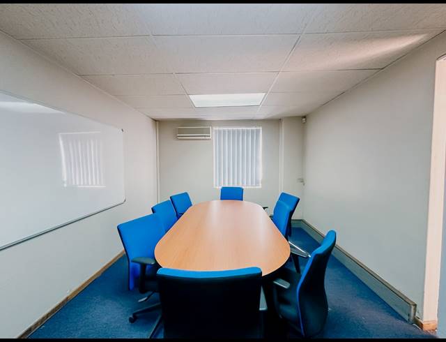 2,000M² OFFICE TO LET IN BEDFORDVIEW
